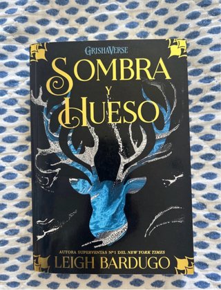 Sombra y hueso