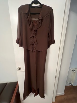 Vestido de fiesta con chaqueta
