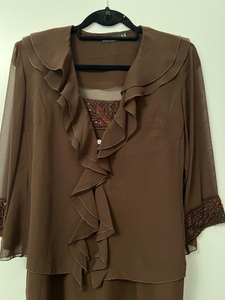 Vestido de fiesta con chaqueta