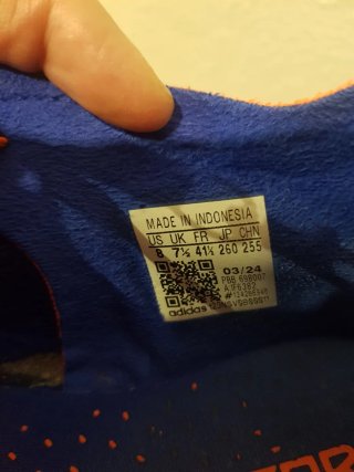 Zapatillas Adidas Futbol. Buen estado. Azul Naranj