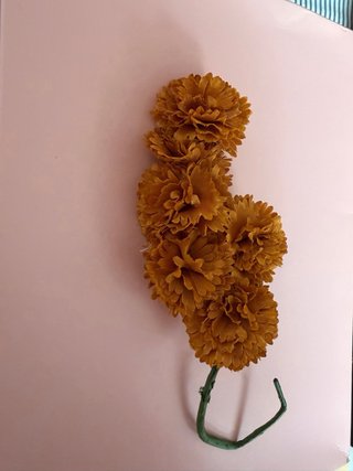 Flores Flamencas Mostaza