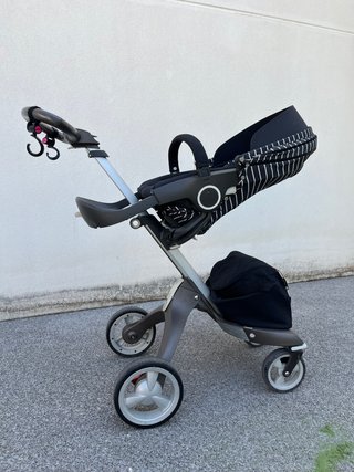 Carro bebé silla + capazo Stokke Xplory negro.