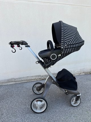 Carro bebé silla + capazo Stokke Xplory negro.