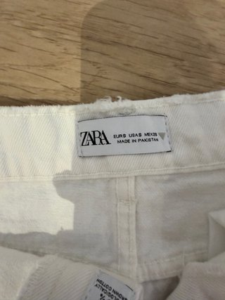 Falda vaquera blanca Zara