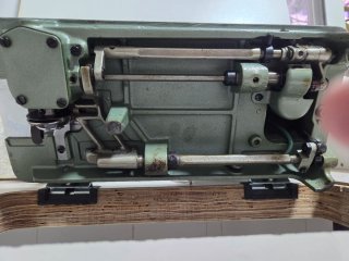 Máquina de coser Refrey 427