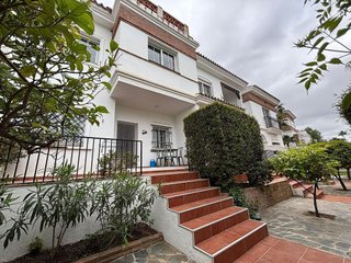 Casa adosada en venta en Pinos de Alhaurín - Periferia en Alhaurín de la Torre
