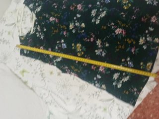 Camisa verde con estampado floral