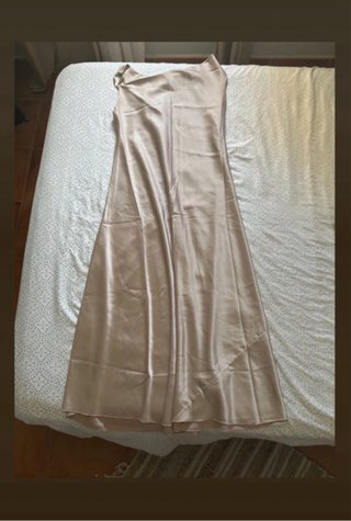 Vestido lencero satinado rosa claro