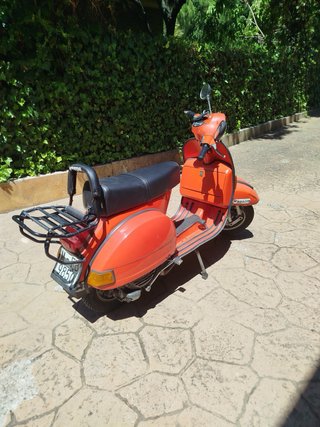 Vespa 200 Naranja