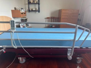 Cama articulada madera y metal de 90 cm por 1,90