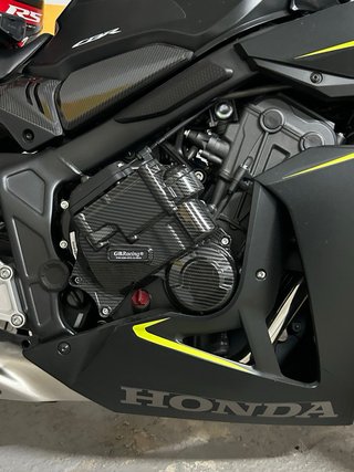 Honda CBR650R con e-clutch + Pack Racing (95cv)