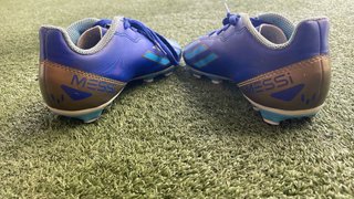 Zapatillas Adidas Messi Futbol Azul y Dorado