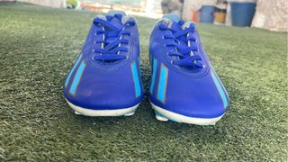 Zapatillas Adidas Messi Futbol Azul y Dorado