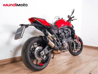 DUCATI MONSTER 937