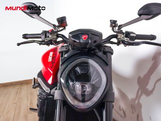 DUCATI MONSTER 937