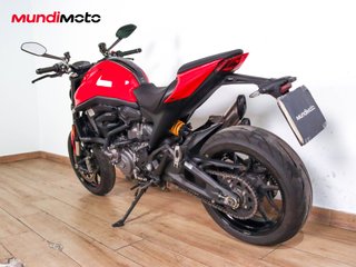 DUCATI MONSTER 937