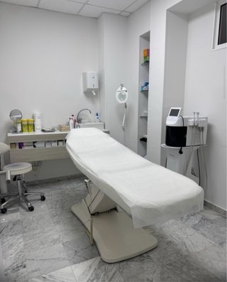 Traspaso clinica medicina y cirugía estetica
