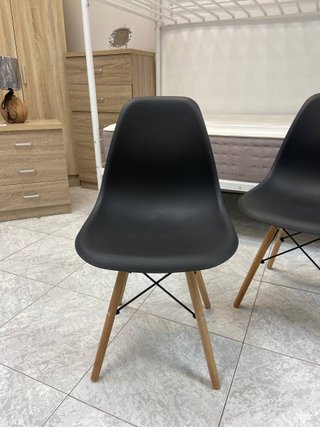4 Sillas Nórdicas Negras Modernas