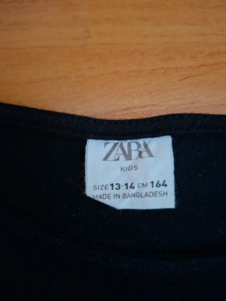 Camiseta Zara manga corta negra