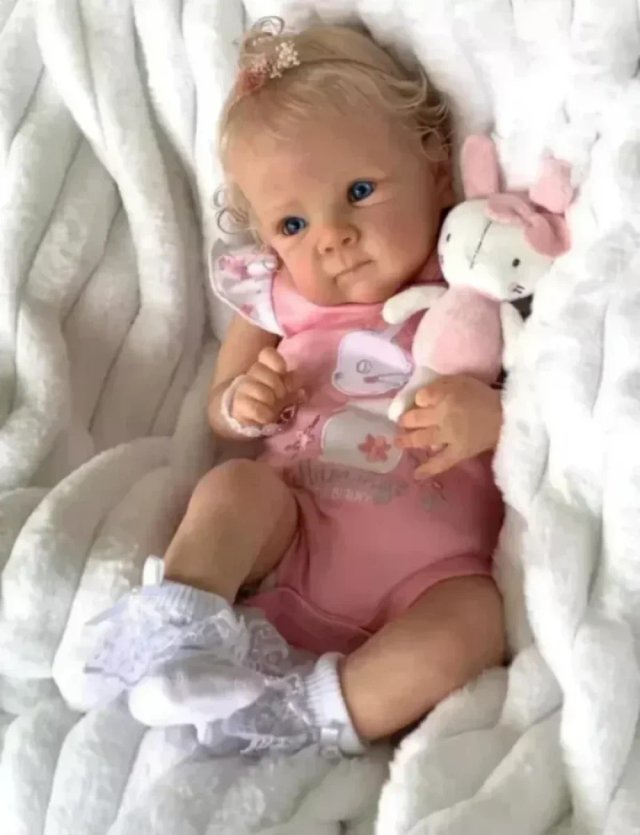 Bebe reborn niña nuevo