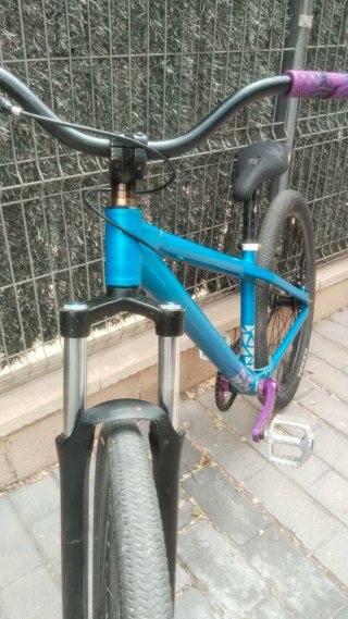 Bicicleta dirt jump