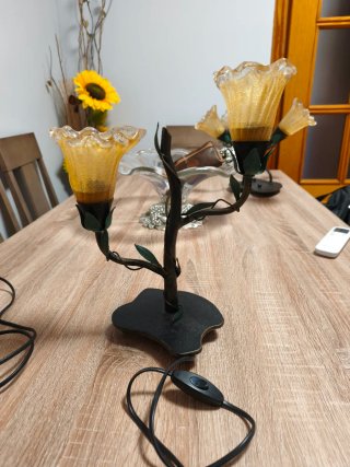 Lámpara de mesa metal y cristal
