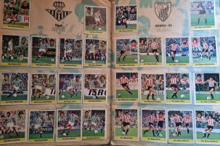 Álbum cromos futbol Liga 81-82 completo