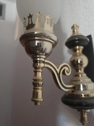 2 Apliques  de pared dorado y negro