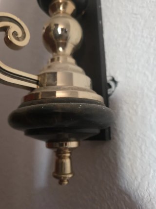 2 Apliques  de pared dorado y negro