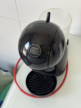 Cafetera Nescafé Dolce Gusto Negra