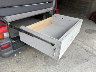 Cajón a medida Volkswagen Multivan