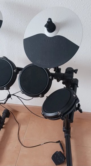 Batería Electrónica Alesis Debut Kit Mesh