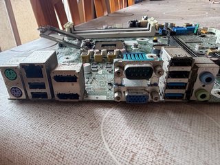 Placa Base HP + Disipador + Fuente 240W