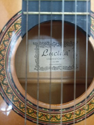 Guitarra clásica Lucida LG-480 con forro Academy