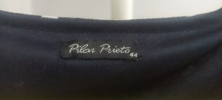 Blusa sin mangas de lunares azul