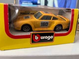 Bburago Porsche 959 1/43 Giallo
