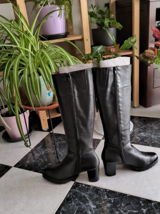 Botas altas de piel negras mujer