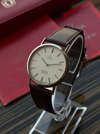 Omega De Ville Quartz Plata y Marrón