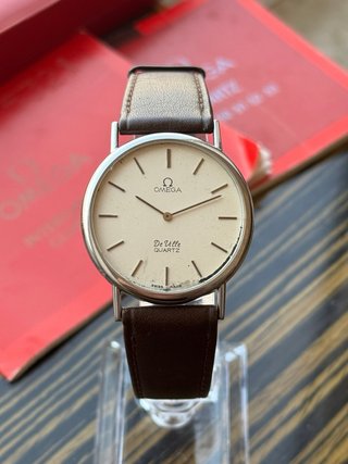 Omega De Ville Quartz Plata y Marrón