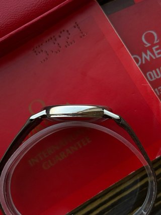 Omega De Ville Quartz Plata y Marrón