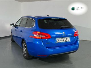 Peugeot 308 5P Allure Puretech 130 S&S MAN