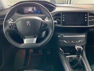 Peugeot 308 5P Allure Puretech 130 S&S MAN