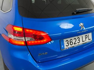 Peugeot 308 5P Allure Puretech 130 S&S MAN