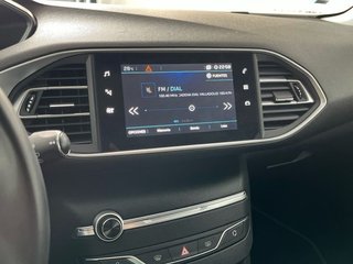 Peugeot 308 5P Allure Puretech 130 S&S MAN