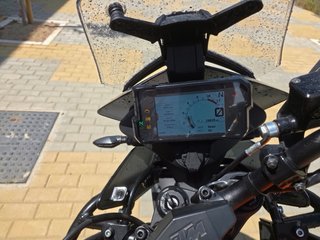 KTM 390 Adventure Negra y Naranja
