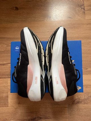 Zapatillas Brooks Ghost 3 Negro/Dorado