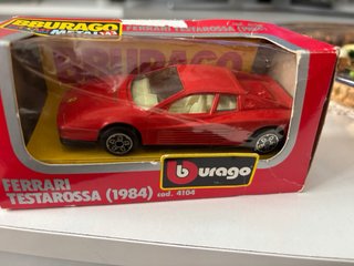 Bburago Ferrari Testarossa 1/43