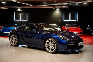 Porsche Cayman pdk 2024