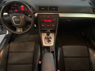Audi A4 2.0 TDi 140 c.v Aut. S-Line