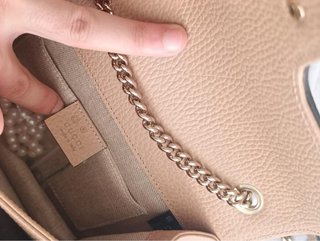 Bolso Gucci Beige Piel Cadena Dorada